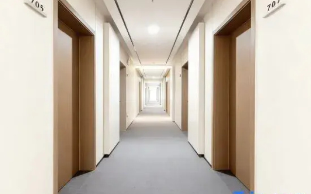 Paro Hotel (Lunda Plaza)