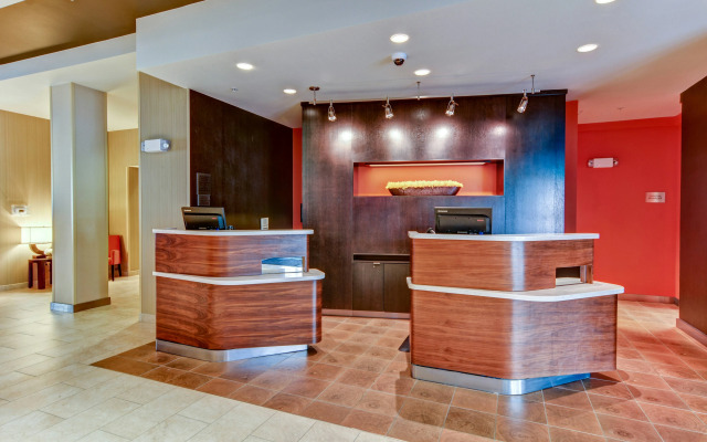 Courtyard by Marriott Bridgeport Clarksburg