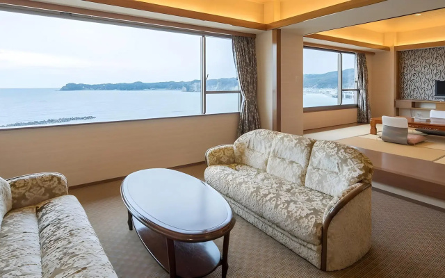Mikazuki Sea-Park Hotel Katsuura