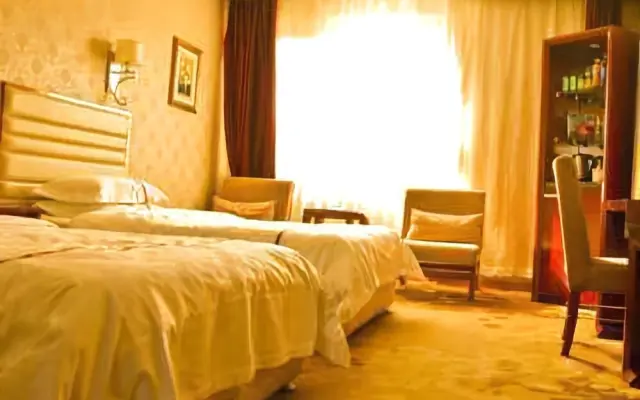 Qianyuan Business Hotel