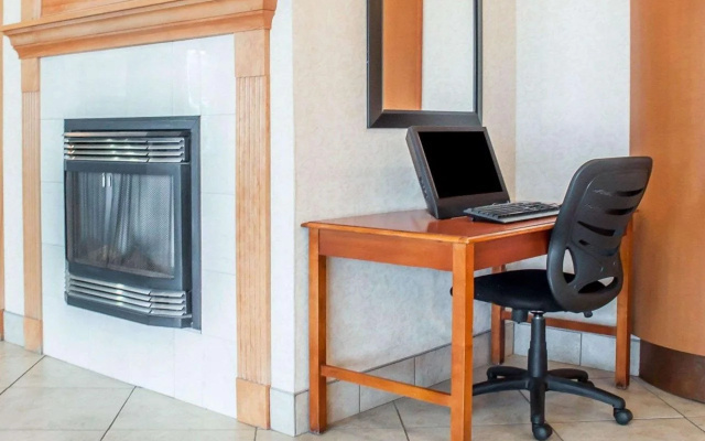 Quality Inn & Suites Vestal Binghamton near University