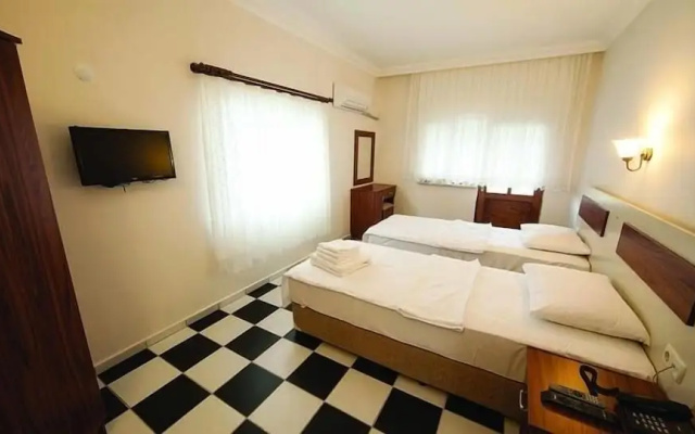 Kumlubük Otel