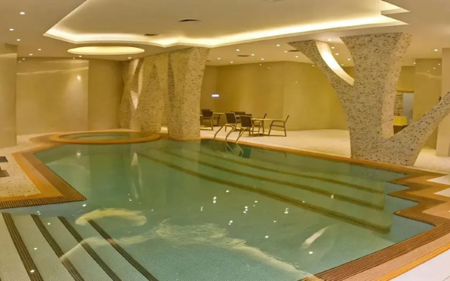 Royal Hotel Shiraz