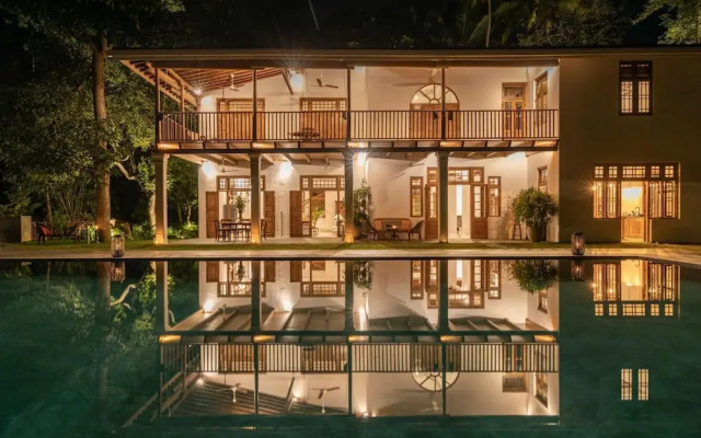 Luxurious 07 Bedroom Hilltop Villa With Private Gym