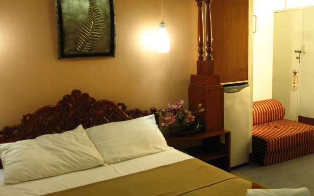 Agustina Apartments