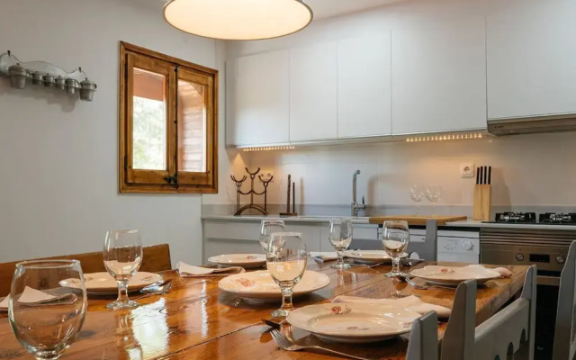 Peaceful Rural Retreat Near Suria