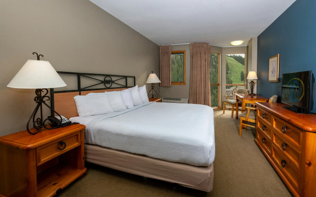 Winter Park Mountain Lodge