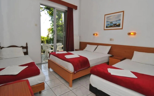 Chrissafis Hotel