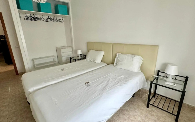 Apartamento Millenium Vista Mar- 2 passos da Praia