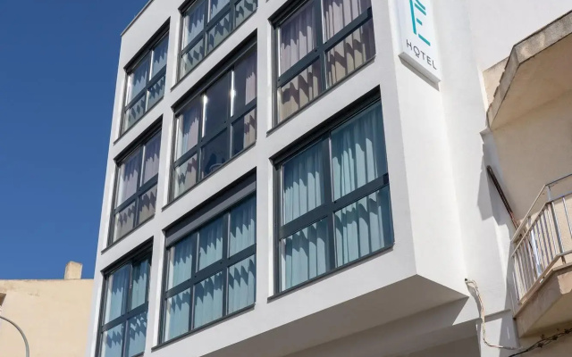 Hotel The Place - Adults Only