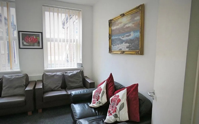 Harley Rooms - 248 West Street