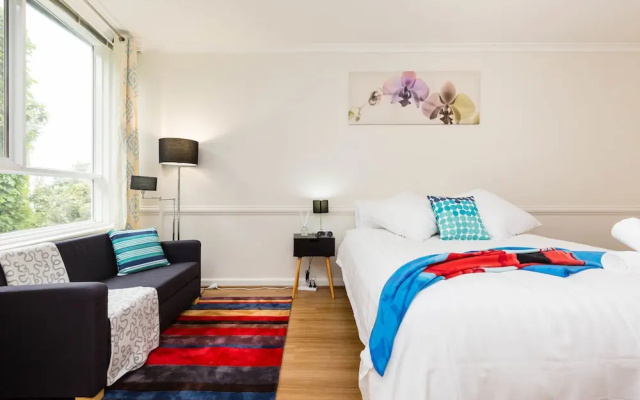 GENIE, 1BDR East Melbourne Studio
