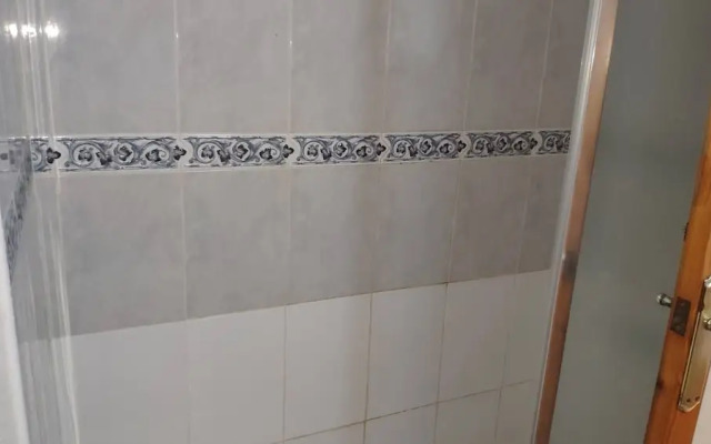 Lovely 2 Bedroom Apartment With Pool