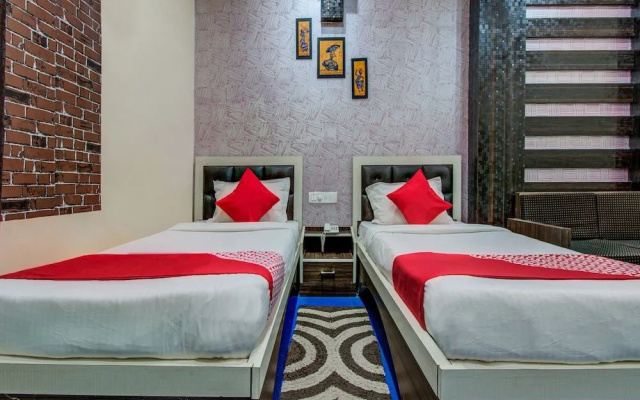 Oyo 22376 Hotel Delight