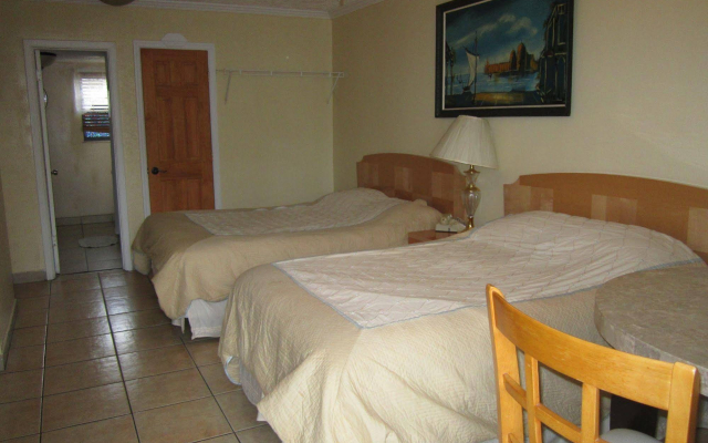 Ivory Sands Beach Suites