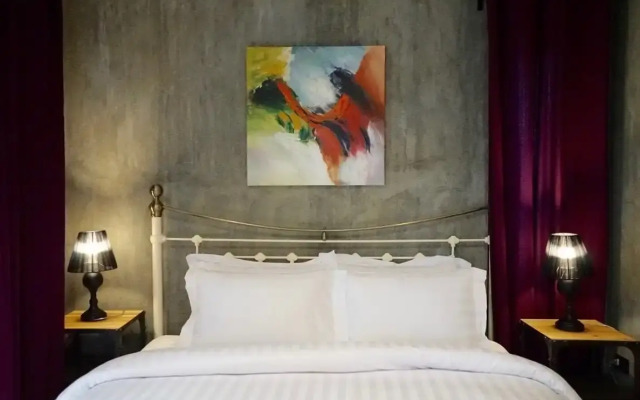 House of Passion Amphawa