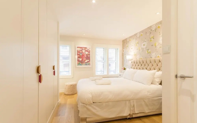 2 Bed, 2 bath flat in Covent Garden