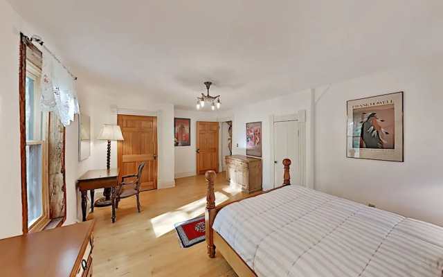 4BR Luxury Log - 4 Br Home