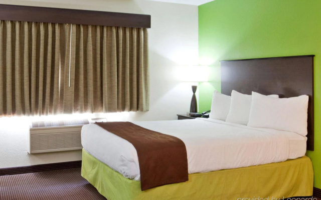 AmericInn Crookston