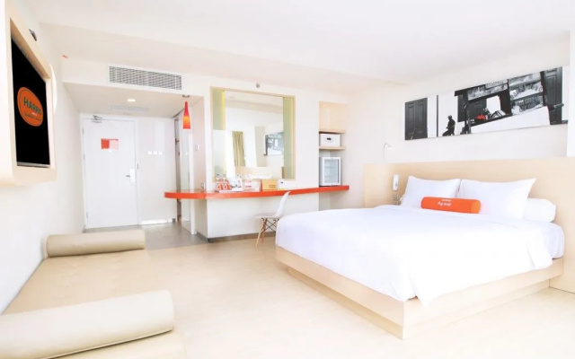 HARRIS Hotel Sentraland