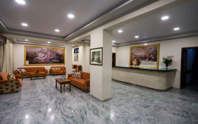 Bastas Hotel & Studios