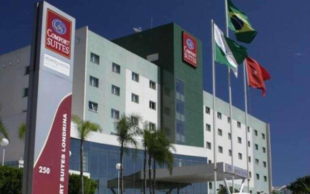 Отель Comfort Suites Londrina вид на фасад