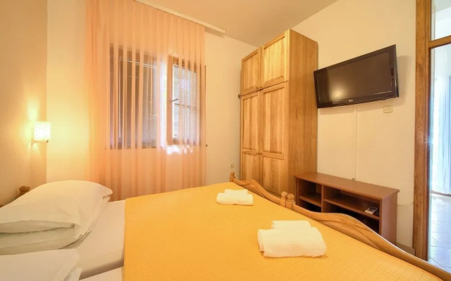 Apartments Loncar