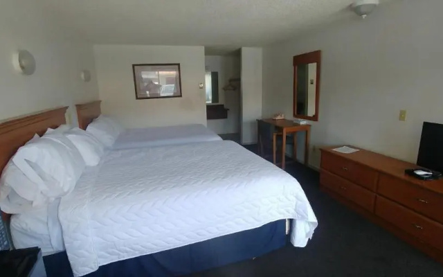 Thunderbird Motel
