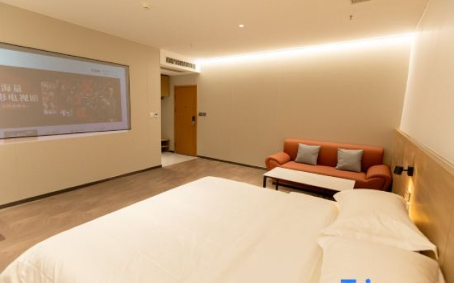 YunJin Hotel