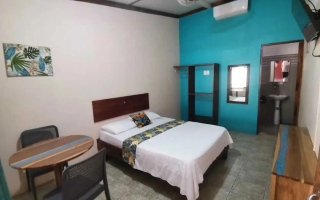 Hotel Cabinas Jacomar