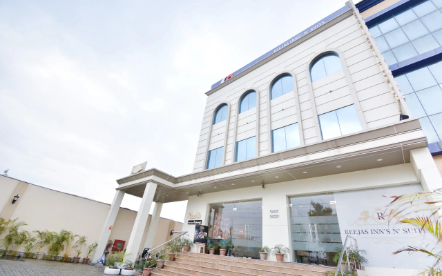 Hotel O New Aarkay Inn & Suites