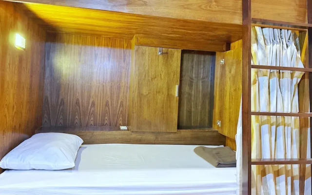 The Lodge BKK Hostel