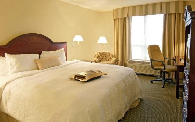 Hampton Inn by Hilton Toronto-Mississauga West