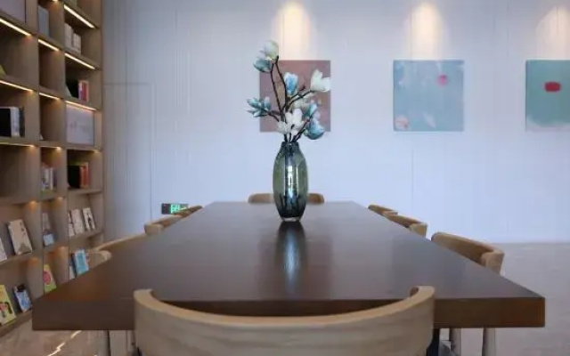 HanTing Hotel (Tianjin Zhongbei New City Center)