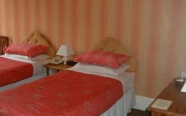 Ravenshill Hotel