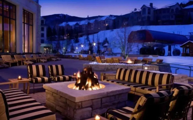 Beaver Creek Park Hyatt King Hotel Room