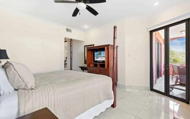 Recently Renovated Luxury Condo with Resort-Style Beach Club Access and Ocean Views