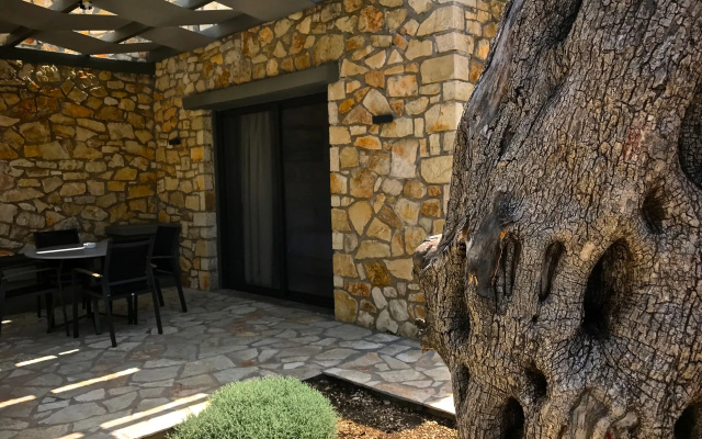 Paxi Resort