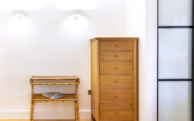 Bright & Comfortable Angel Apartment