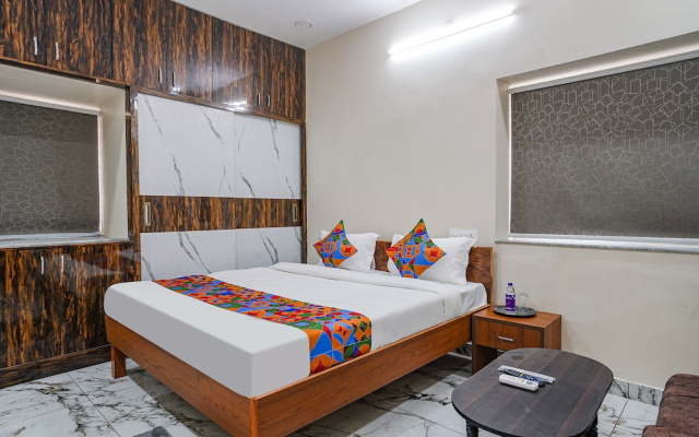 Fabhotel Perams Grand Inn