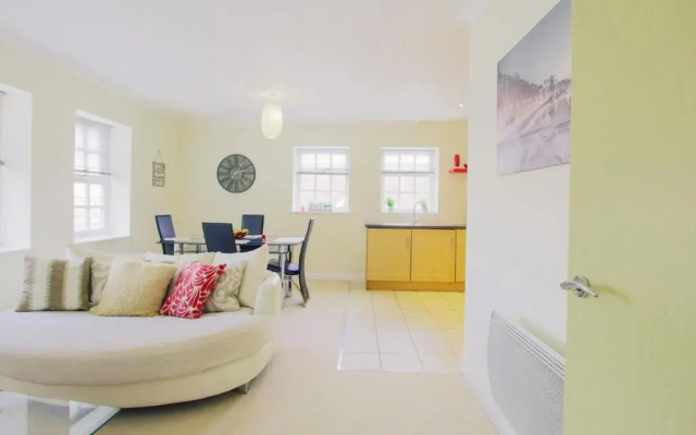 Starview Apartment 101