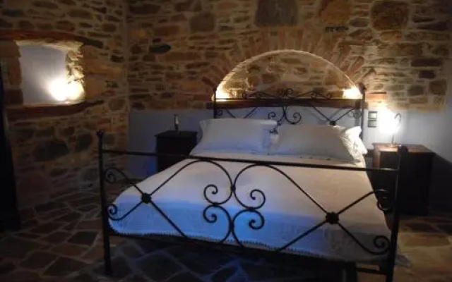 Lithos Homes
