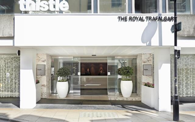 Отель Thistle Trafalgar Square Hotel Великобритания, Лондон - отзывы, цены и фото номеров - забронировать отель Thistle Trafalgar Square Hotel онлайн вид на фасад
