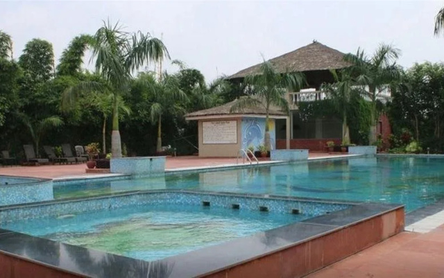 OYO Premium Corbett In Dhela Road