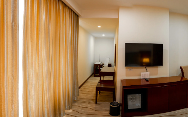 Swiss-Belhotel Blulane Manila Philippines