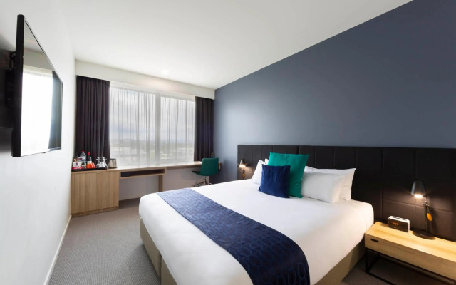Mantra MacArthur Canberra