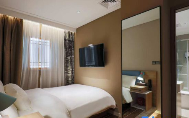 Homeinn · neo (Shenzhen Window of the World Baishizhou)
