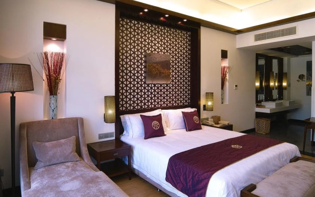 Huanxiu Resort & Spa
