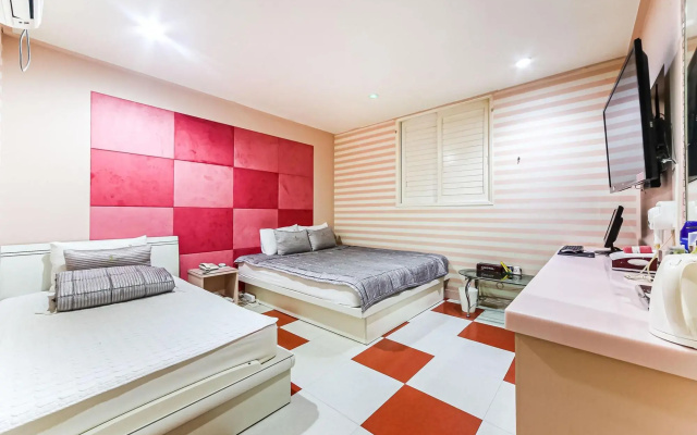 S Motel