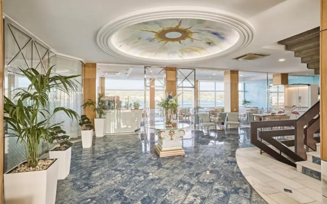 Argos Hotel
